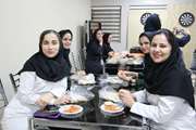 برگزاری روز جهانی تخم‌مرغ با حضور کارکنان بیمارستان و صرف صبحانه گرم در فضایی صمیمی