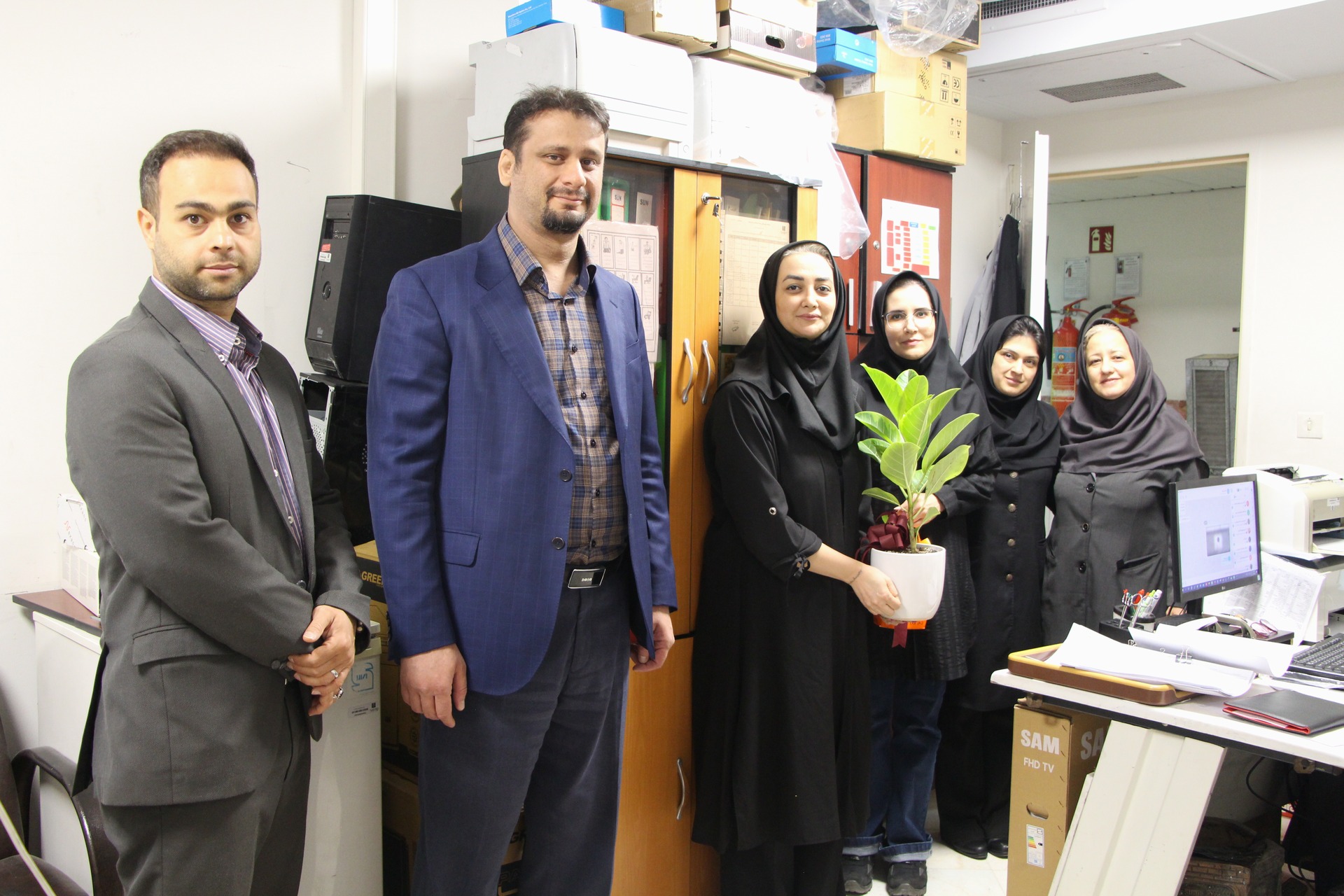 گرامیداشت روز فناوری اطلاعات در بیمارستان بانوان آرش